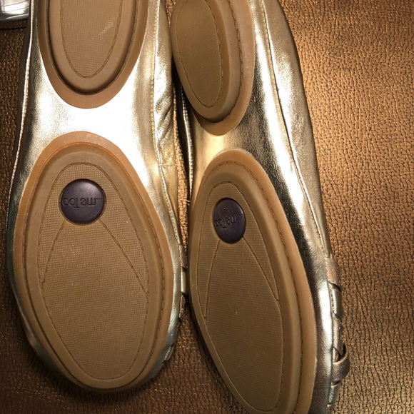 Beat Your Fantasy Flat Shoes